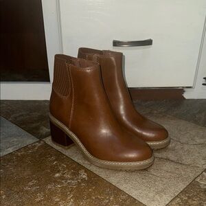 Elegant Brown Ankle Boots